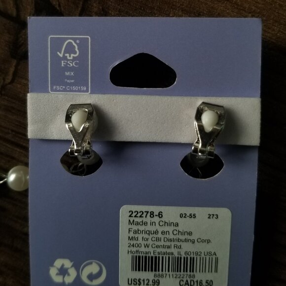 Clip-on Earrings - Dangling Faux Pearl - Picture 2 of 3